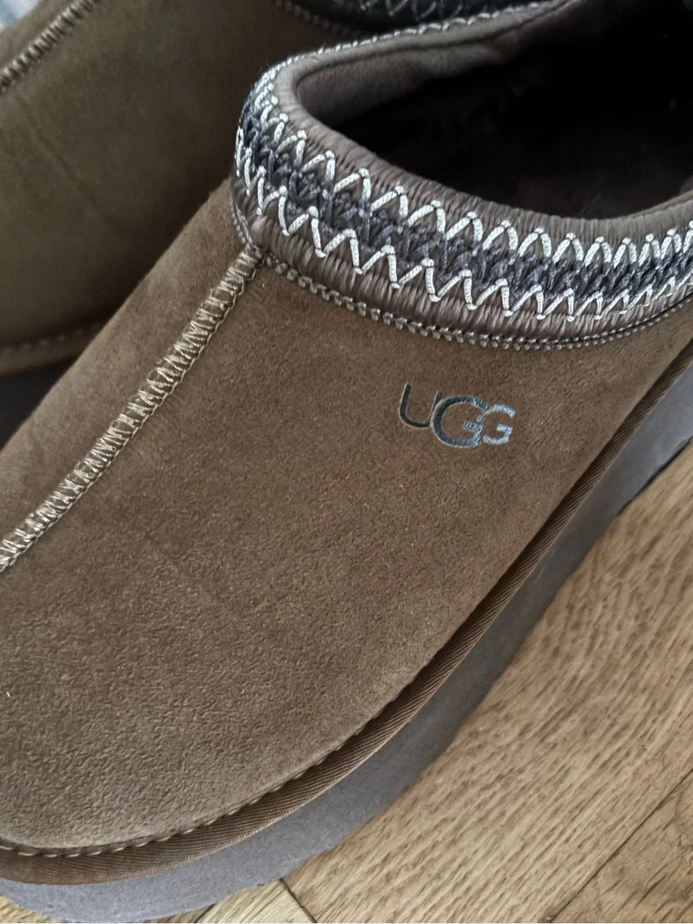 UGG Chestnut Suede Slip-On Mule with Stitched Trim - Picture 3 of 3